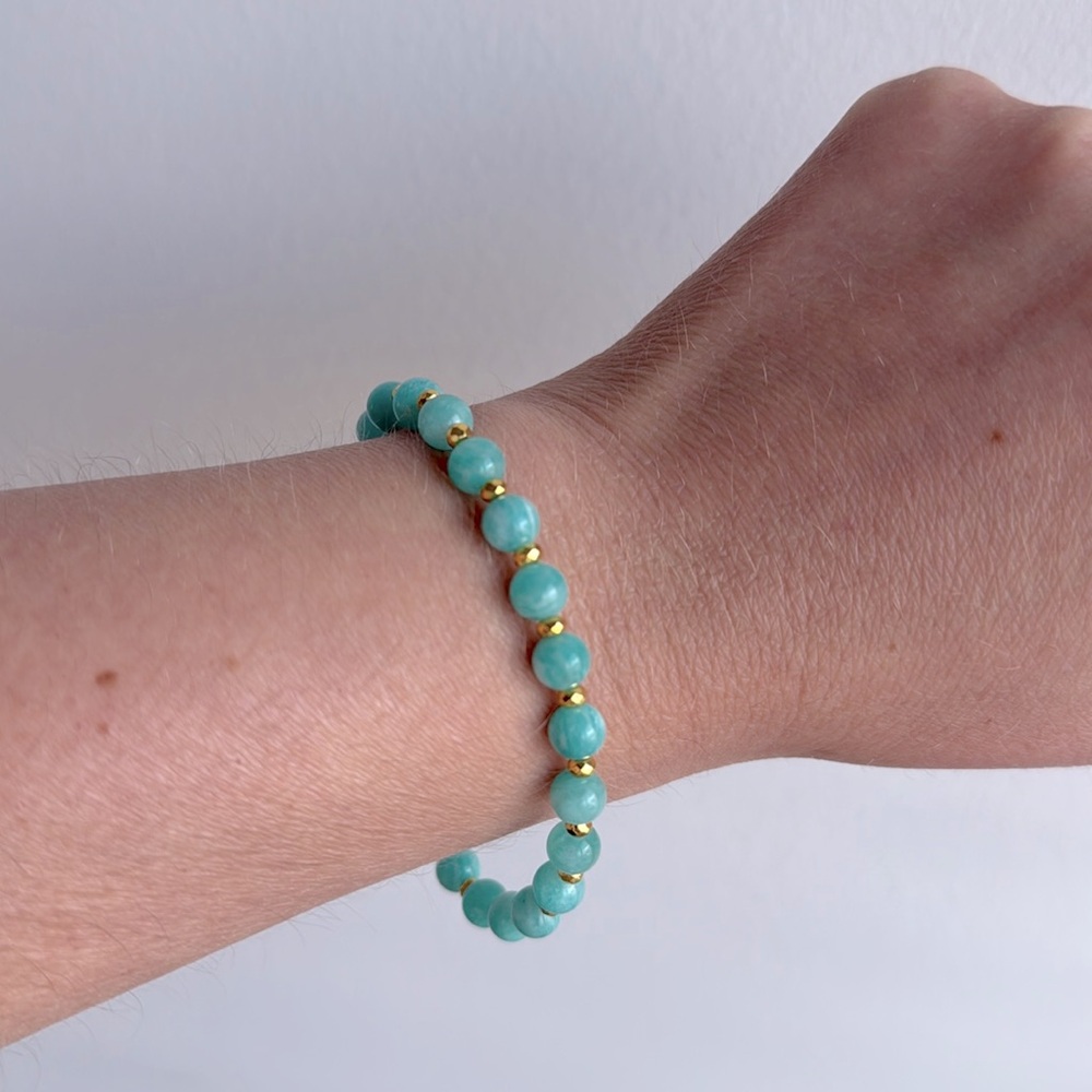 22. Size 7 or smaller amazonite